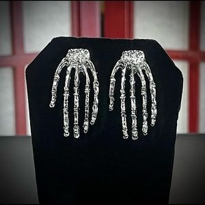 Skeleton Hands Earrings